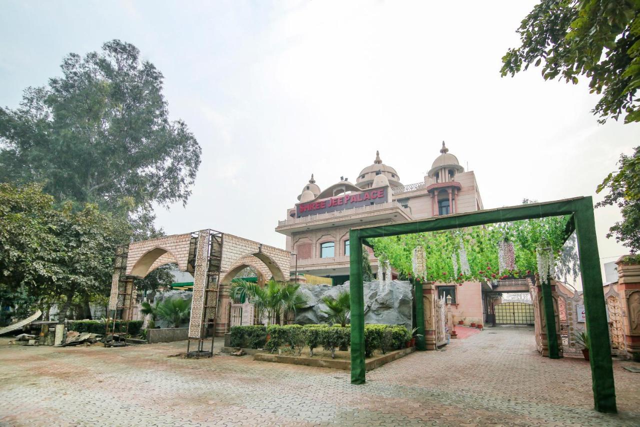Capital O 68148 Hotel Shree Jee Palace Ghaziabad Eksteriør billede