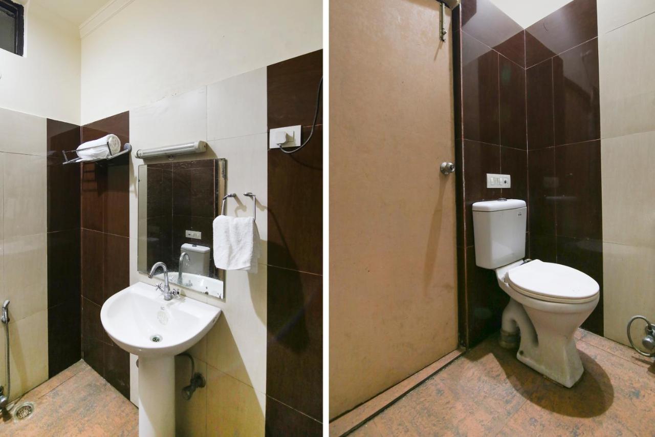 Capital O 68148 Hotel Shree Jee Palace Ghaziabad Eksteriør billede