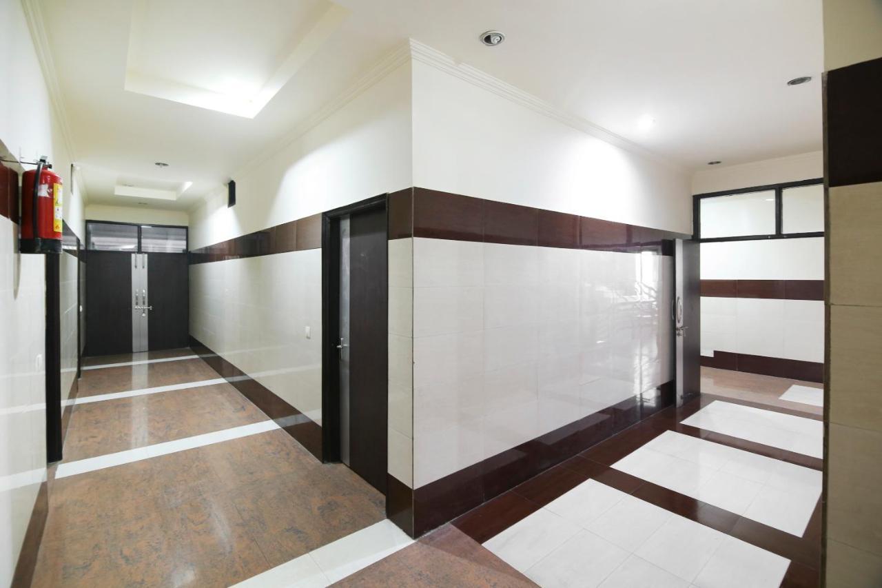 Capital O 68148 Hotel Shree Jee Palace Ghaziabad Eksteriør billede