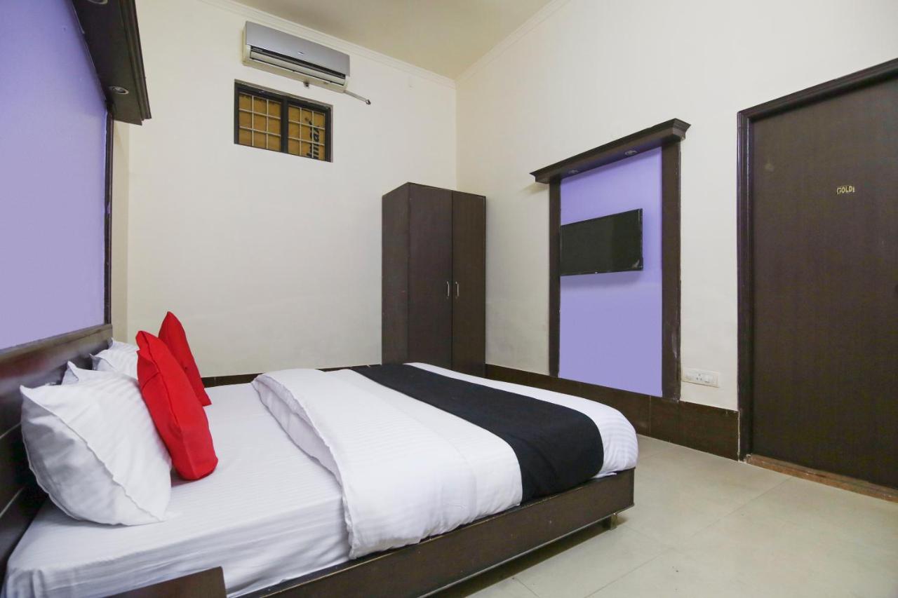 Capital O 68148 Hotel Shree Jee Palace Ghaziabad Eksteriør billede
