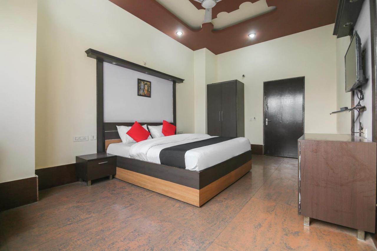 Capital O 68148 Hotel Shree Jee Palace Ghaziabad Eksteriør billede